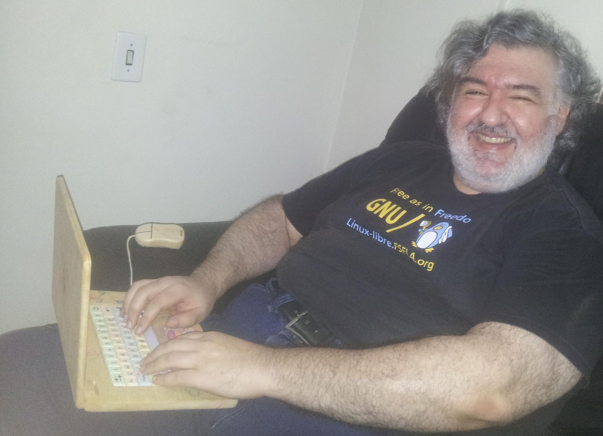 An interview with Alexandre Oliva, lead developer of Linux-libre at FSFLA