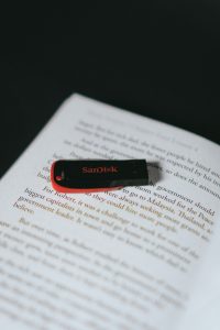 How To Create Multi-boot USB Drive Without Ventoy – GRUB FTW